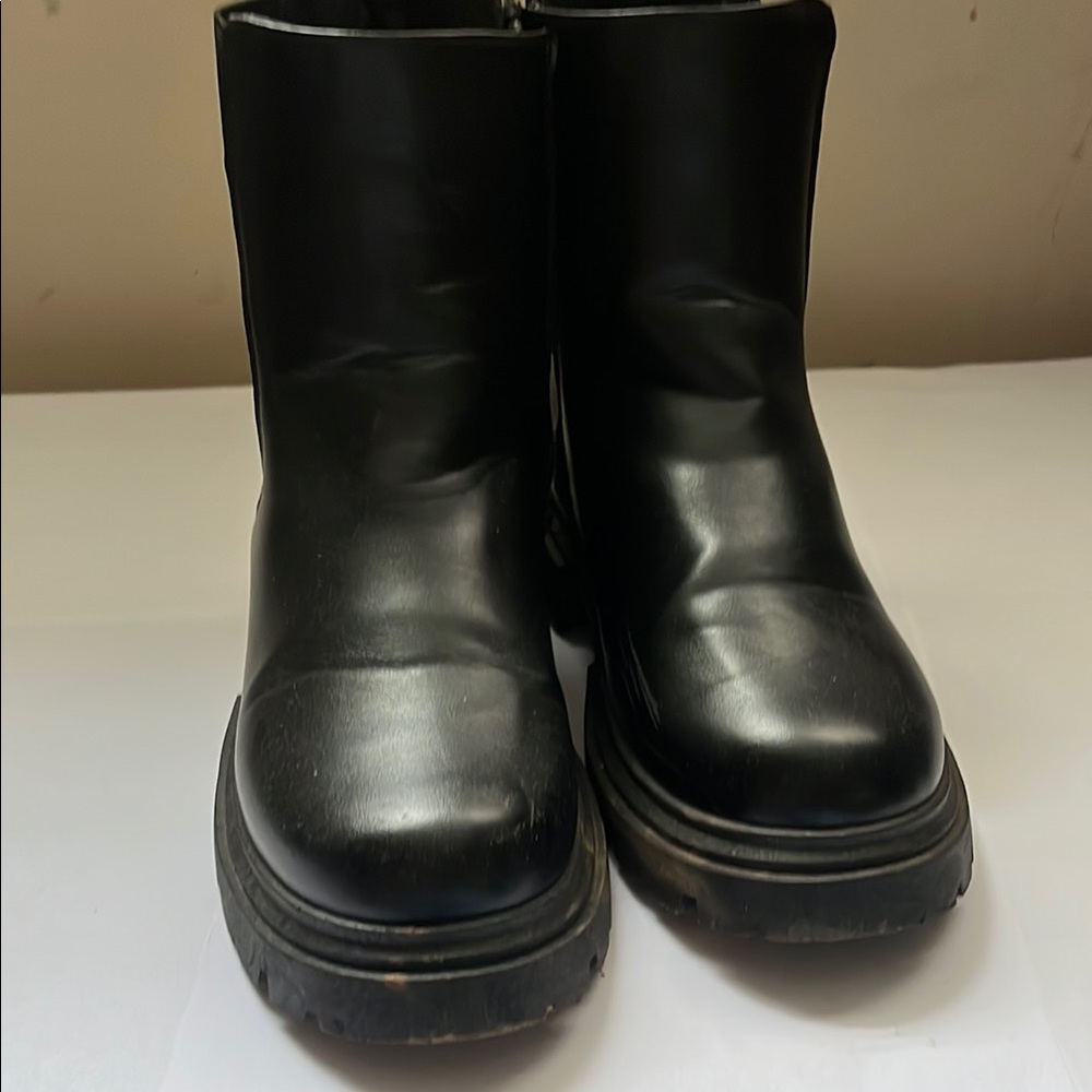 Black Leather Men's Boots